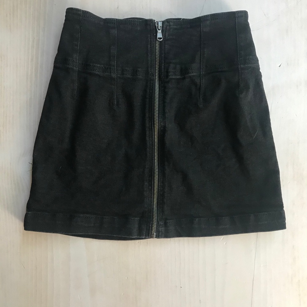 🎉HP🎉Free People 26 Jean Skirt